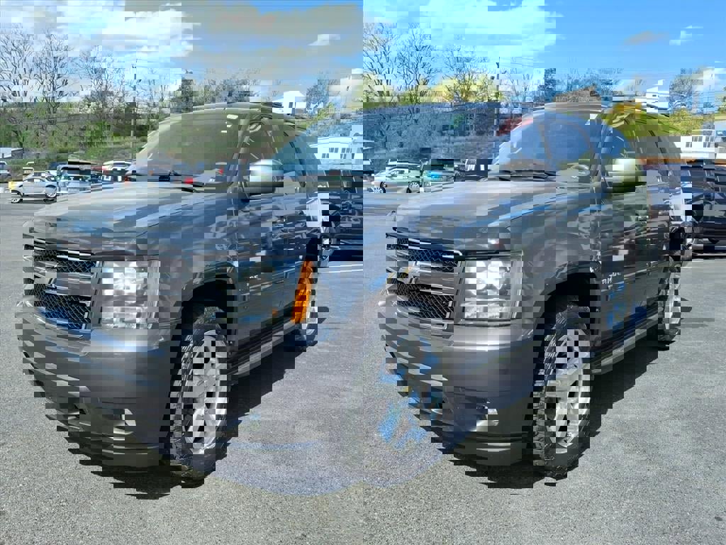 Used 2011 Chevrolet Tahoe LT image 11