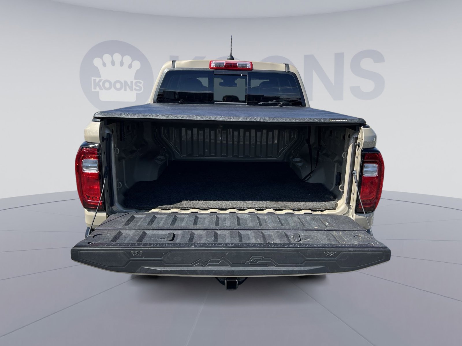 Used 2023 GMC Canyon AT4 image 26