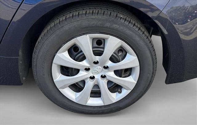 Used 2023 Toyota Corolla LE FWD image 8