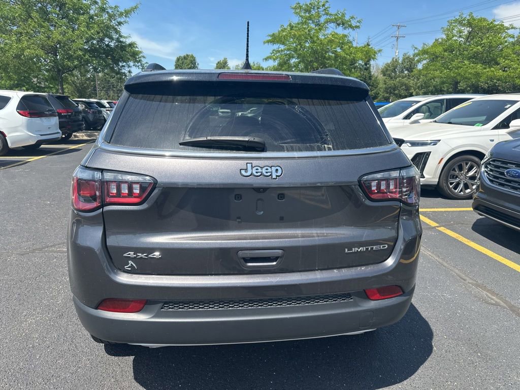 Used 2023 Jeep Compass Limited AWD/4WD image 8