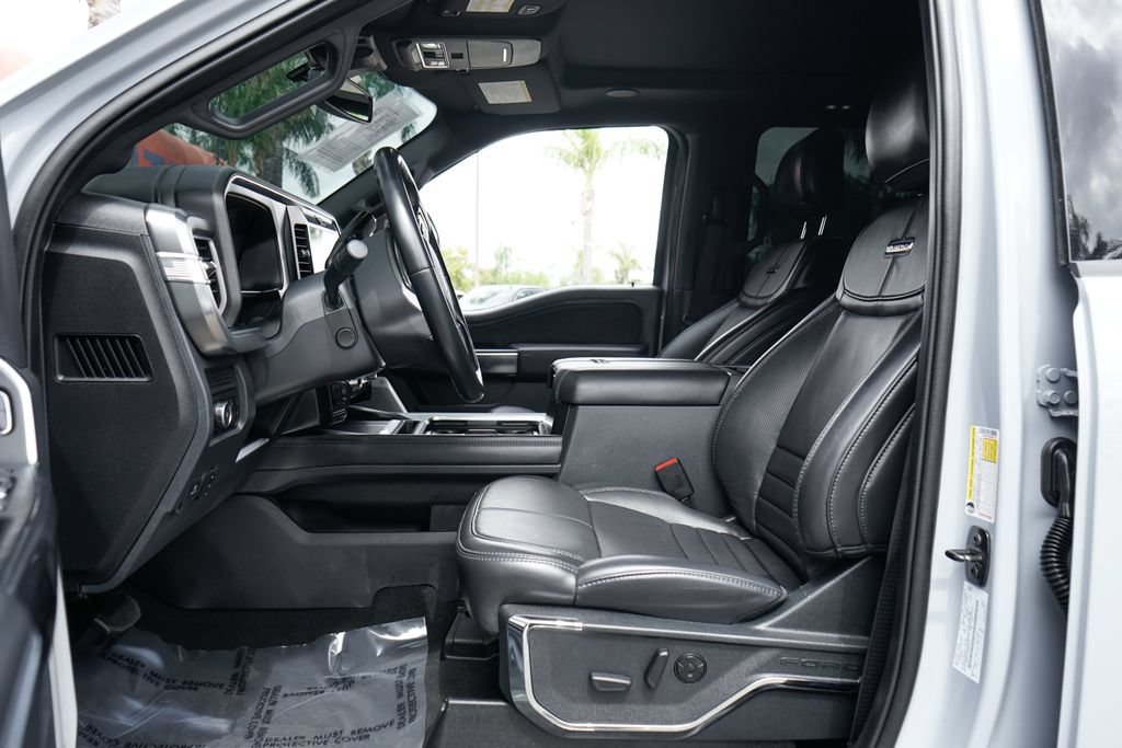 Used 2025 Ford F450 Platinum w/ FX4 Off-Road Package AWD/4WD image 19