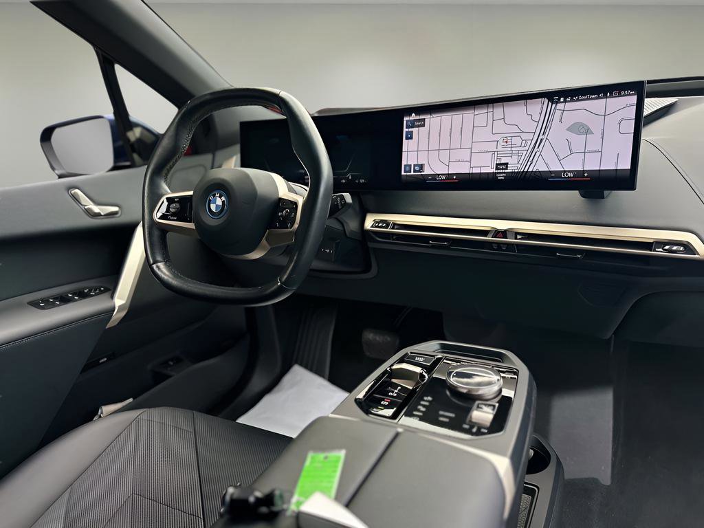 Used 2022 BMW iX xDrive50 w/ Convenience Package image 10