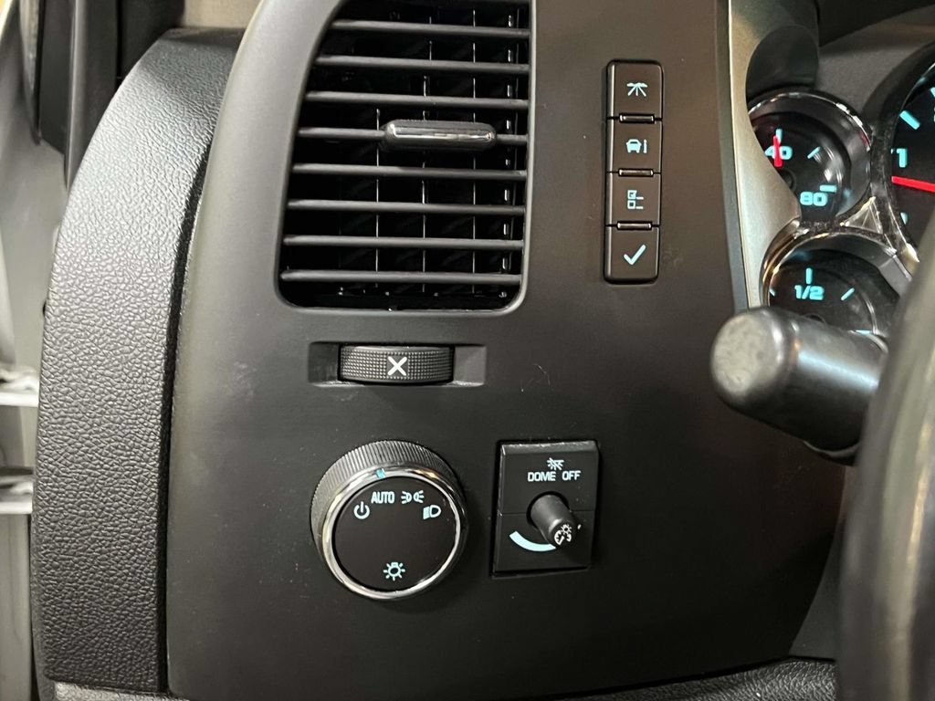 Used 2013 Chevrolet Silverado 1500 LT w/ All-Star Edition AWD/4WD image 23