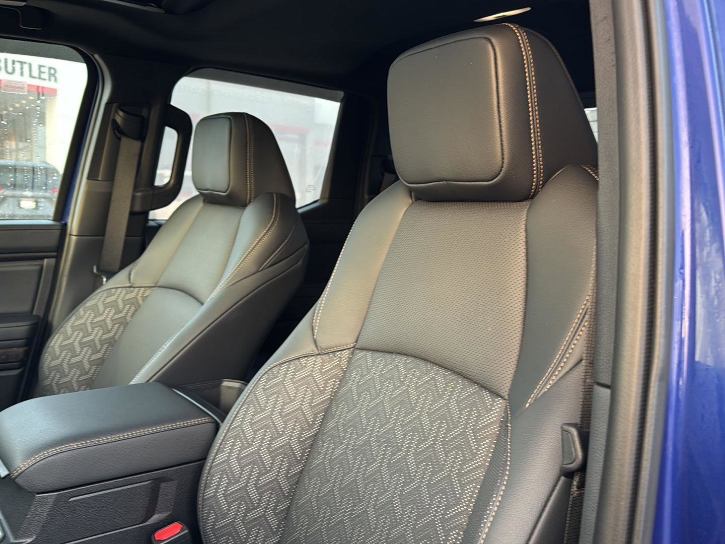 Used 2024 Toyota Tacoma Limited image 26