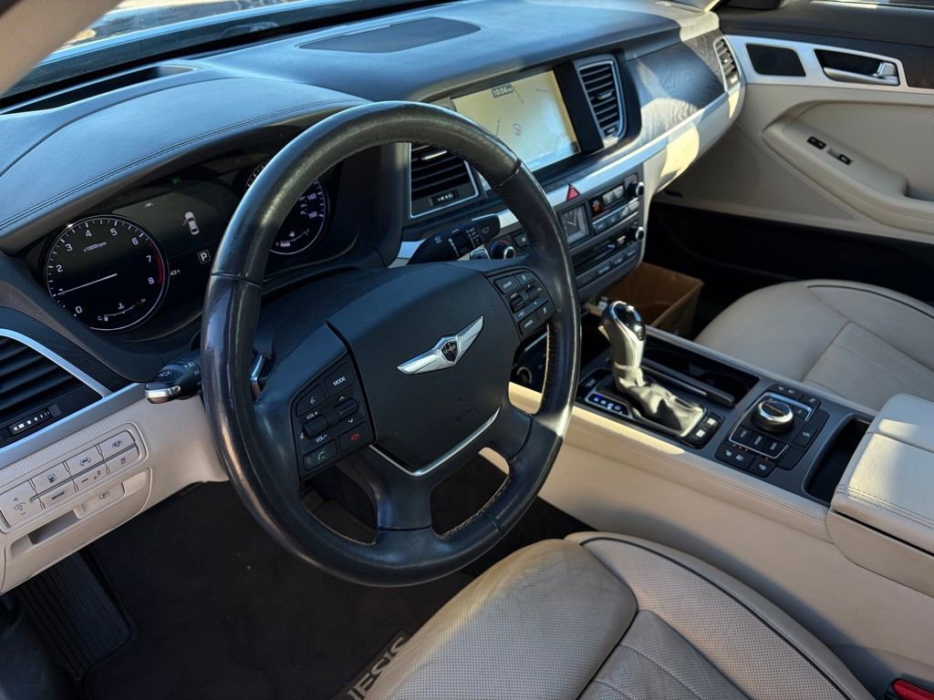 Used 2015 Hyundai Genesis 3.8 w/ Option Group 04 image 14