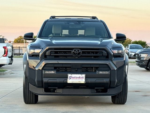Used 2025 Toyota 4Runner SR5 AWD/4WD image 2