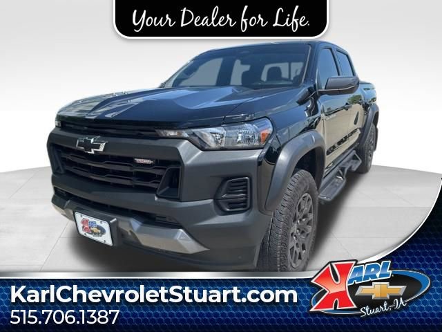 Used 2025 Chevrolet Colorado Trail Boss AWD/4WD video 1