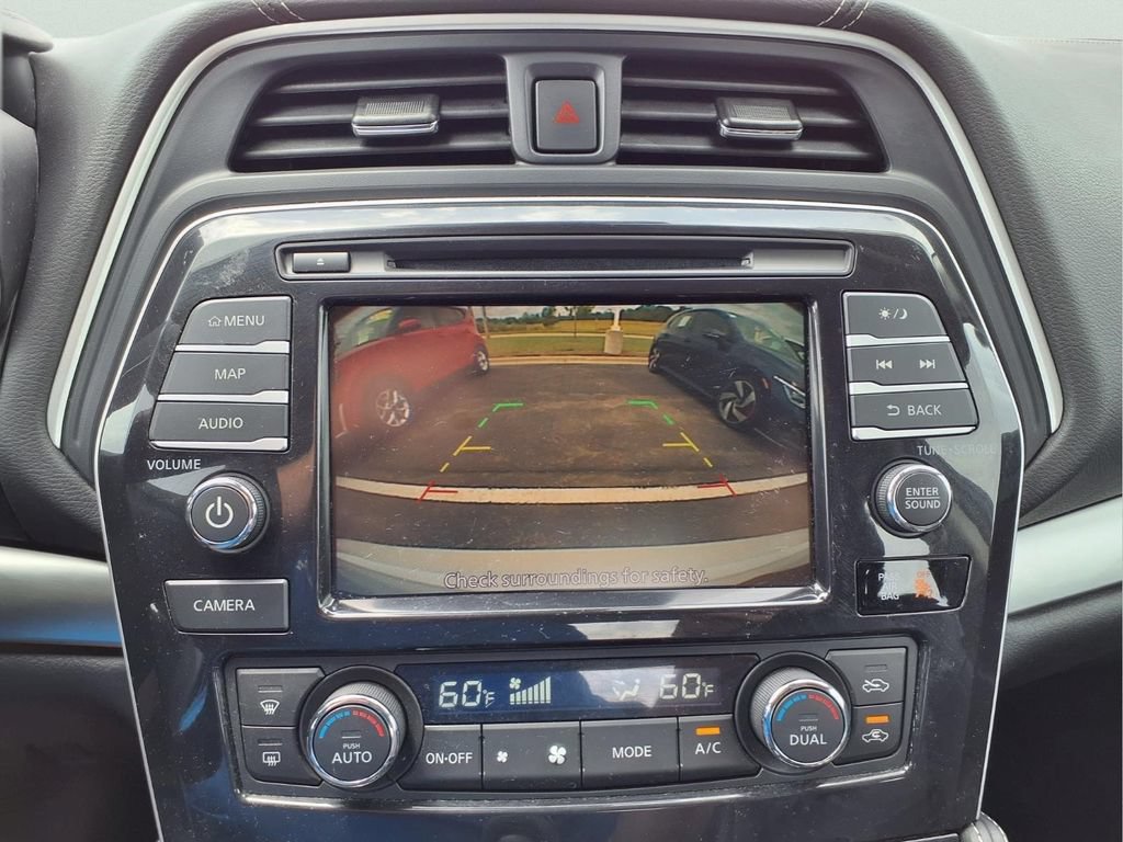 Used 2023 Nissan Maxima SL FWD image 27