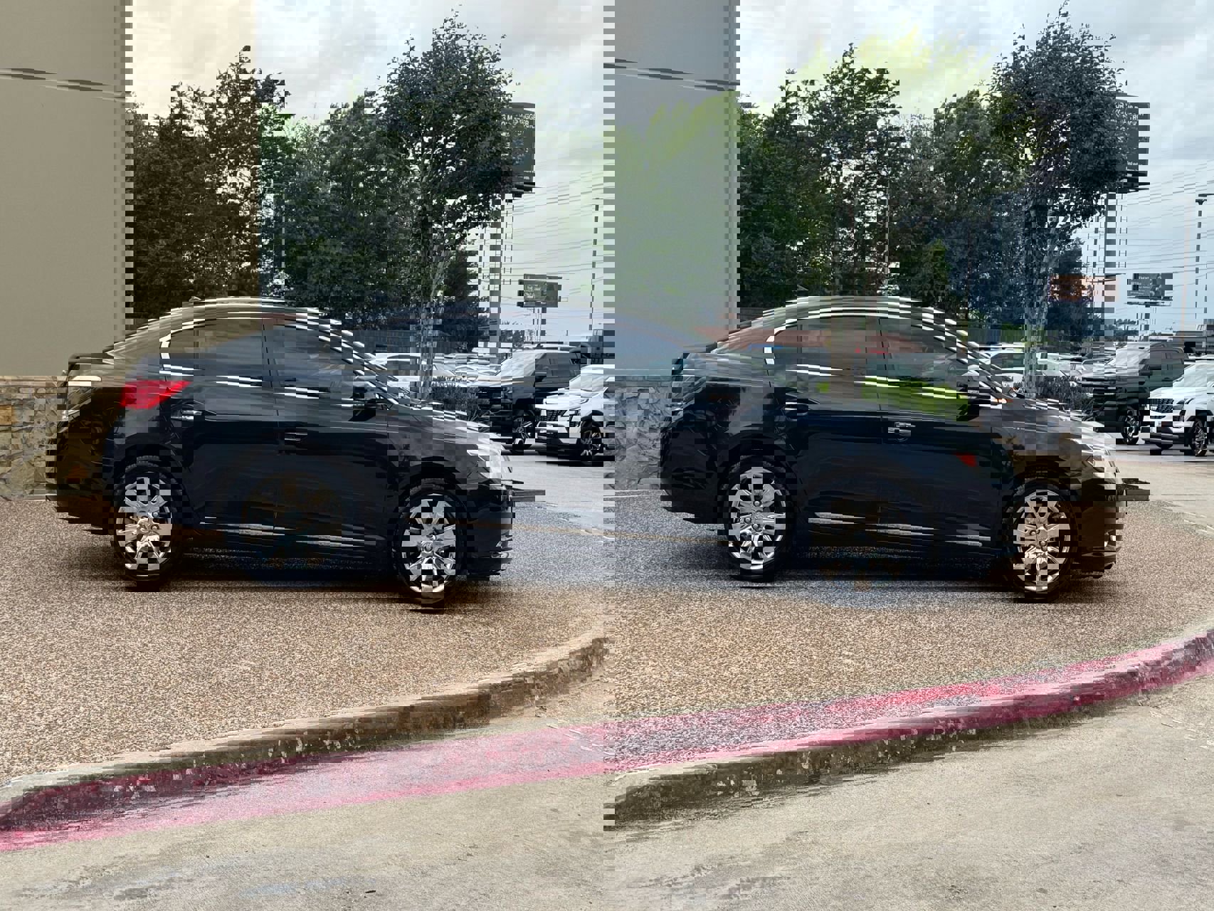 Used 2012 Buick LaCrosse Premium w/ Driver Confidence Package image 7