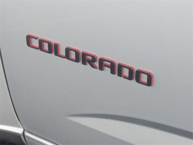 Used 2018 Chevrolet Colorado LT w/ Redline Special Edition image 11