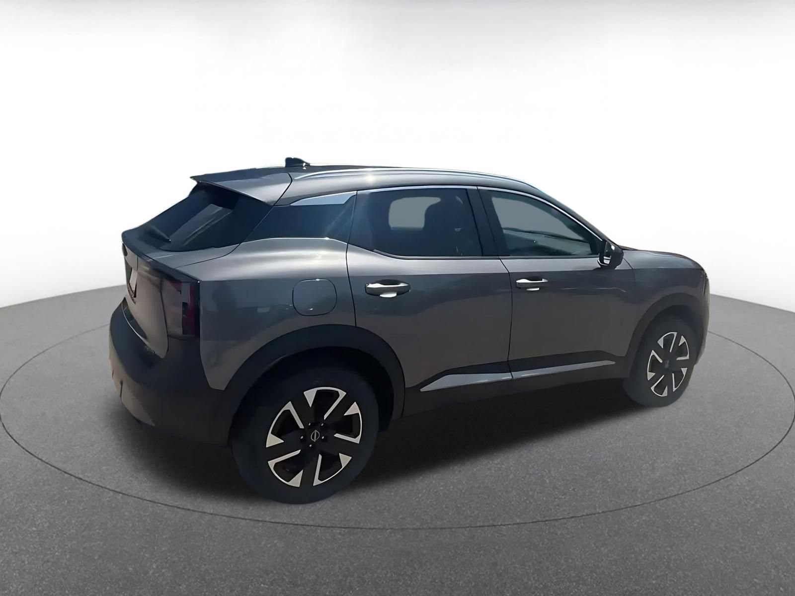 Used 2026 Nissan Kicks SV w/ Cold Weather Package AWD/4WD image 12