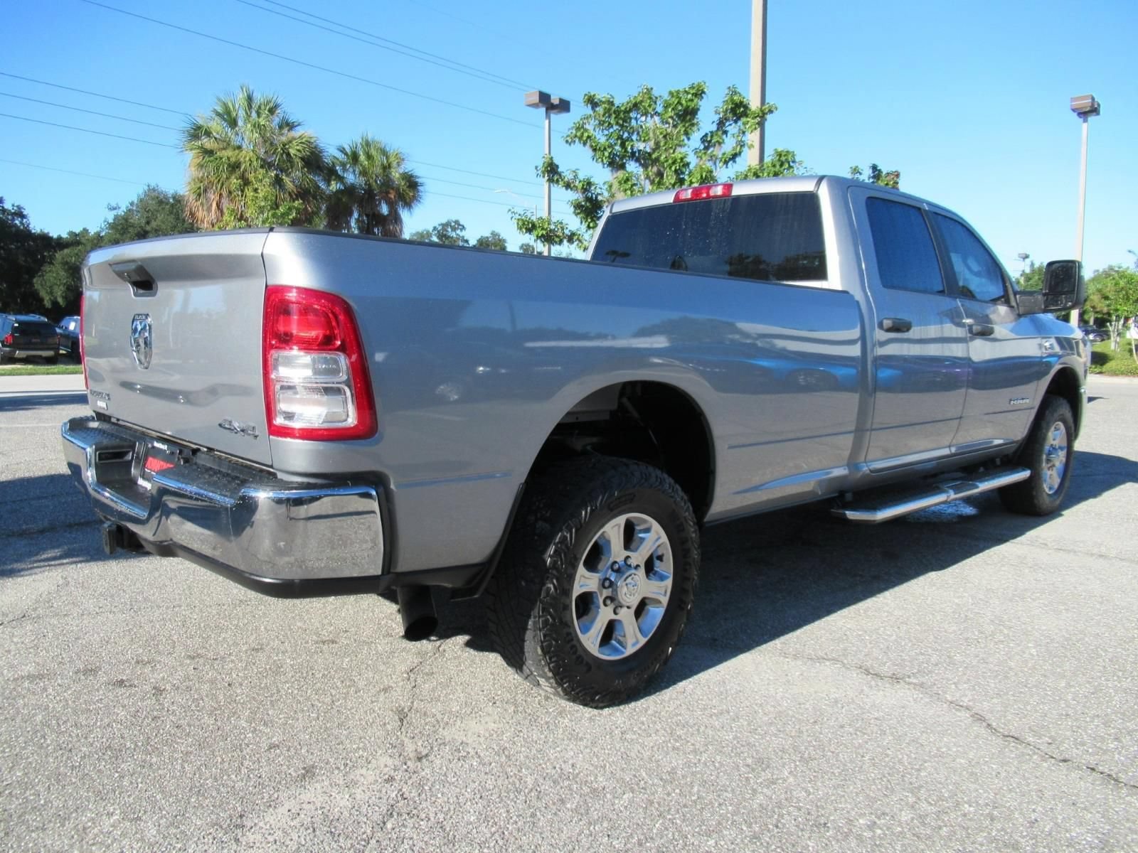 Used 2024 RAM 2500 Big Horn AWD/4WD image 7