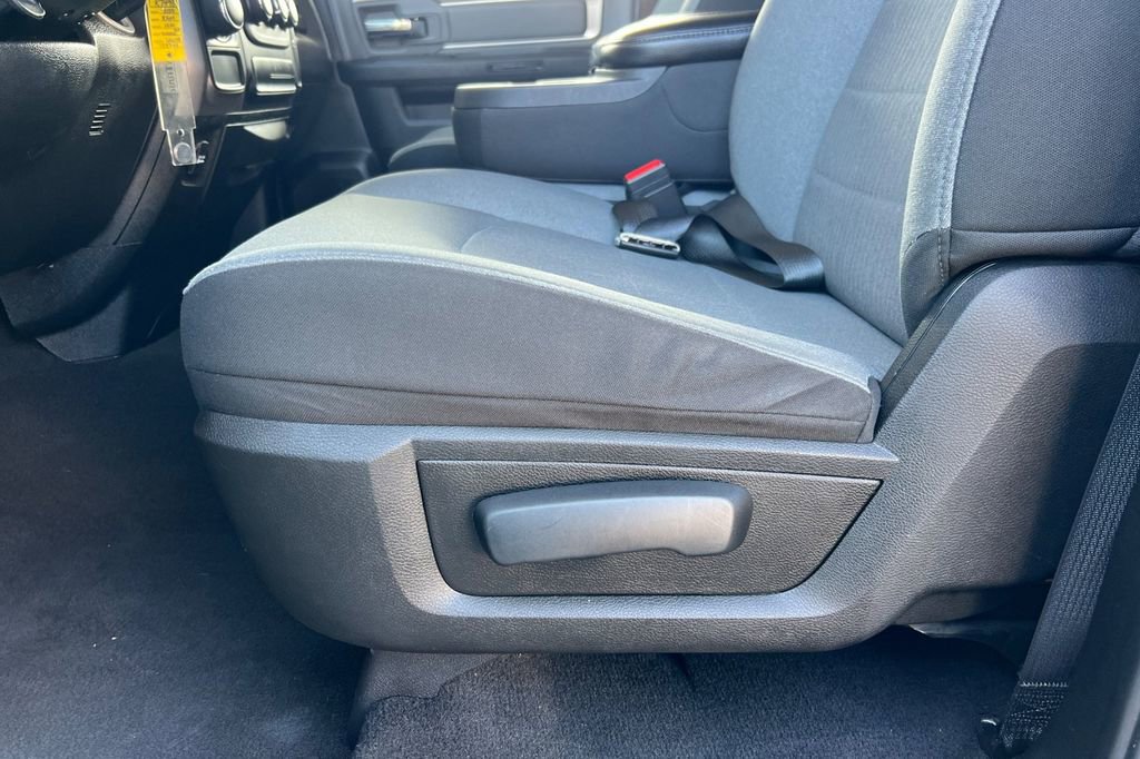 Used 2024 RAM 1500 Classic SLT image 19