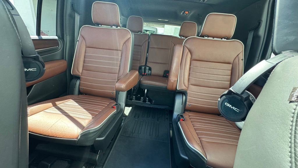 Used 2023 GMC Yukon XL Denali Ultimate image 29