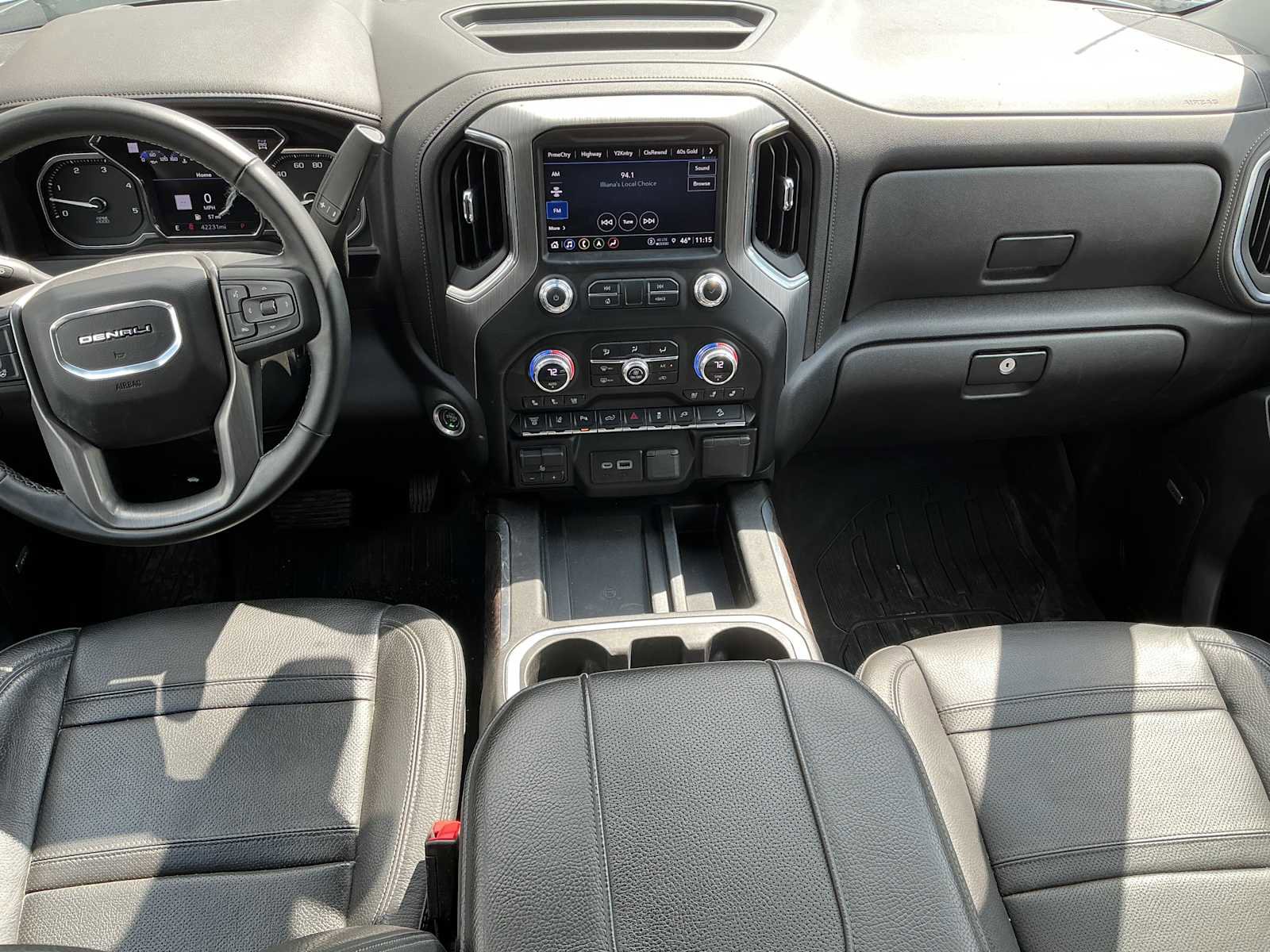 Used 2023 GMC Sierra 2500 Denali w/ Denali Ultimate Package AWD/4WD image 7