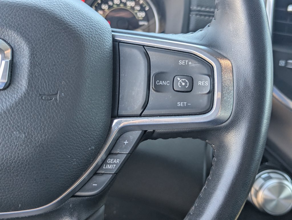 Used 2023 RAM 1500 Laramie AWD/4WD image 19