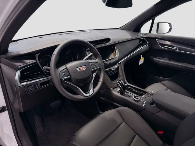 New 2025 Cadillac XT6 Luxury image 8