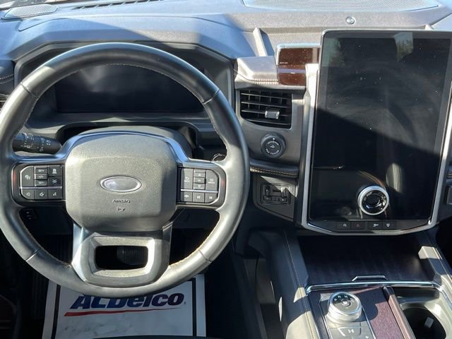 Used 2024 Ford Expedition Platinum AWD/4WD image 20