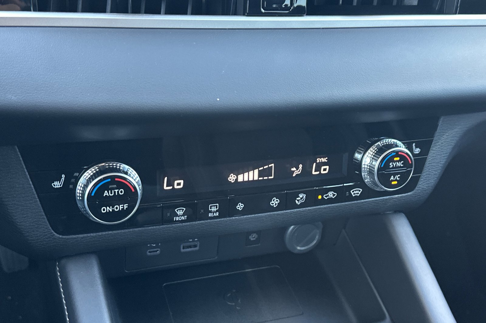 New 2026 Nissan Rogue SL image 22