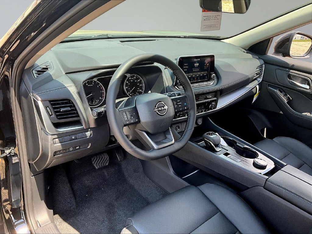 New 2026 Nissan Rogue Dark Armor AWD/4WD image 7