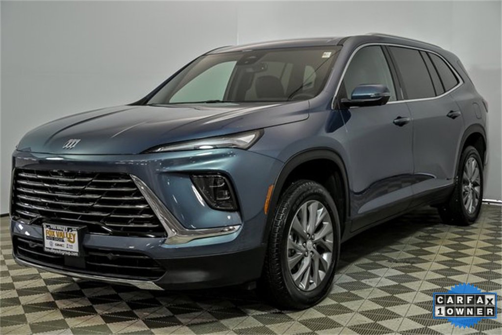 Certified 2025 Buick Enclave Preferred image 4