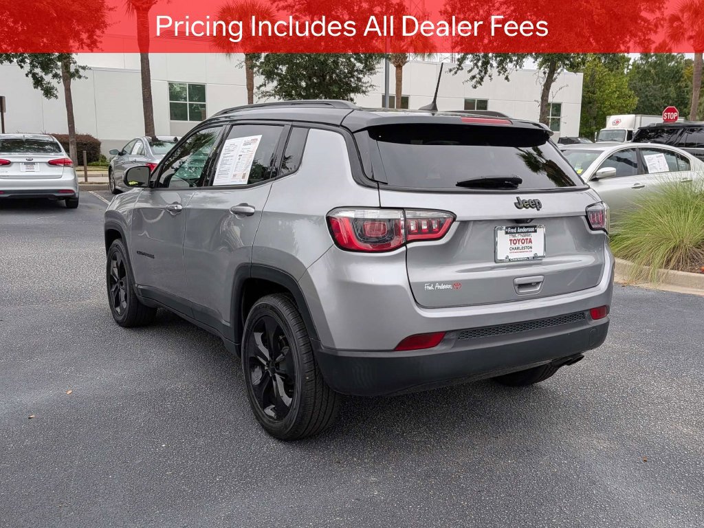 Used 2019 Jeep Compass Latitude FWD image 6