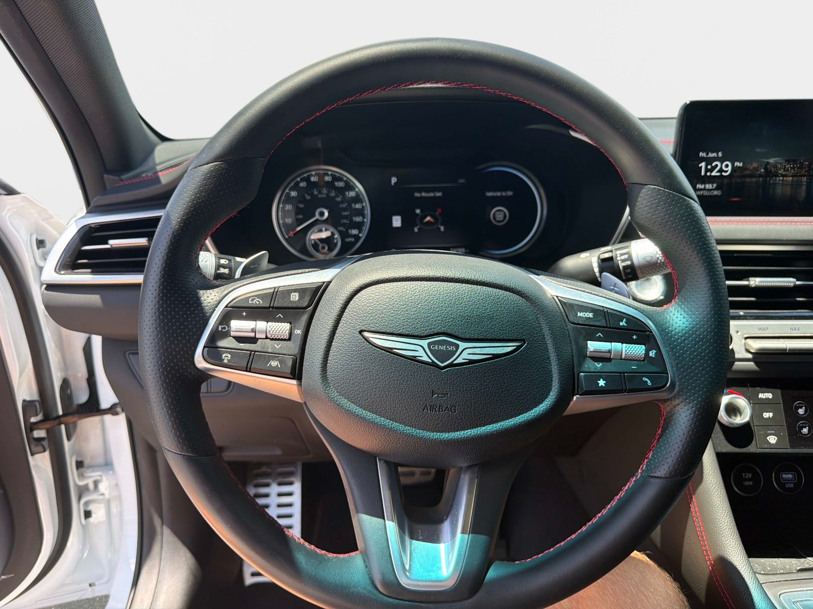 Used 2025 Genesis G70 2.5T w/ Sport Prestige Package RWD image 24