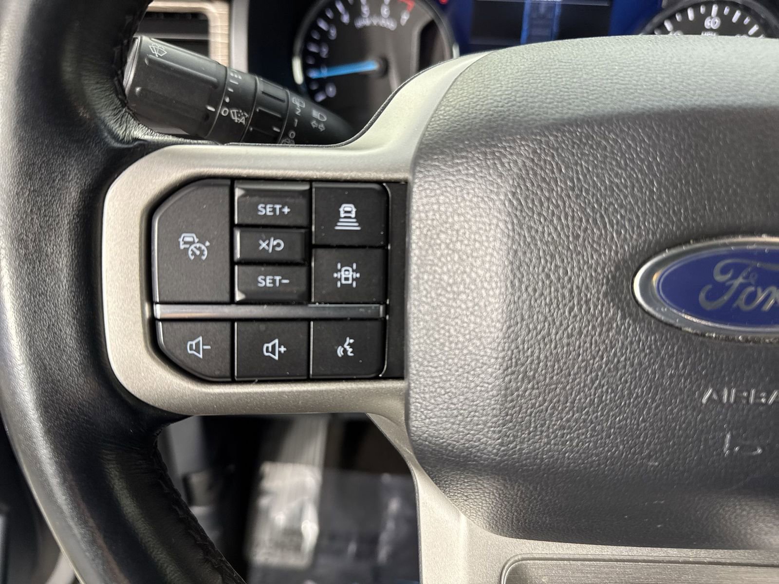 Used 2022 Ford Expedition Max Limited image 12