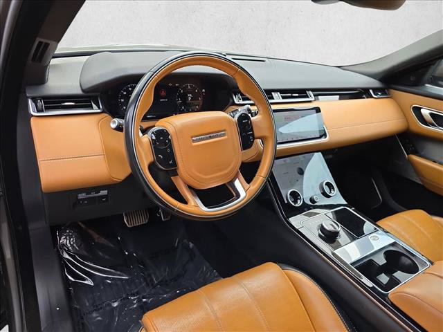 Used 2018 Land Rover Range Rover Velar R-Dynamic SE AWD/4WD image 16