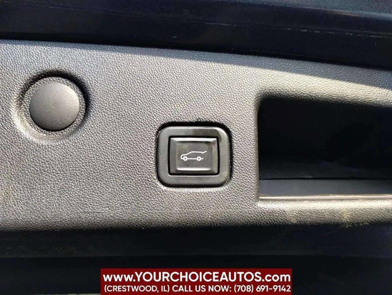 Used 2020 Chevrolet Equinox Premier image 13