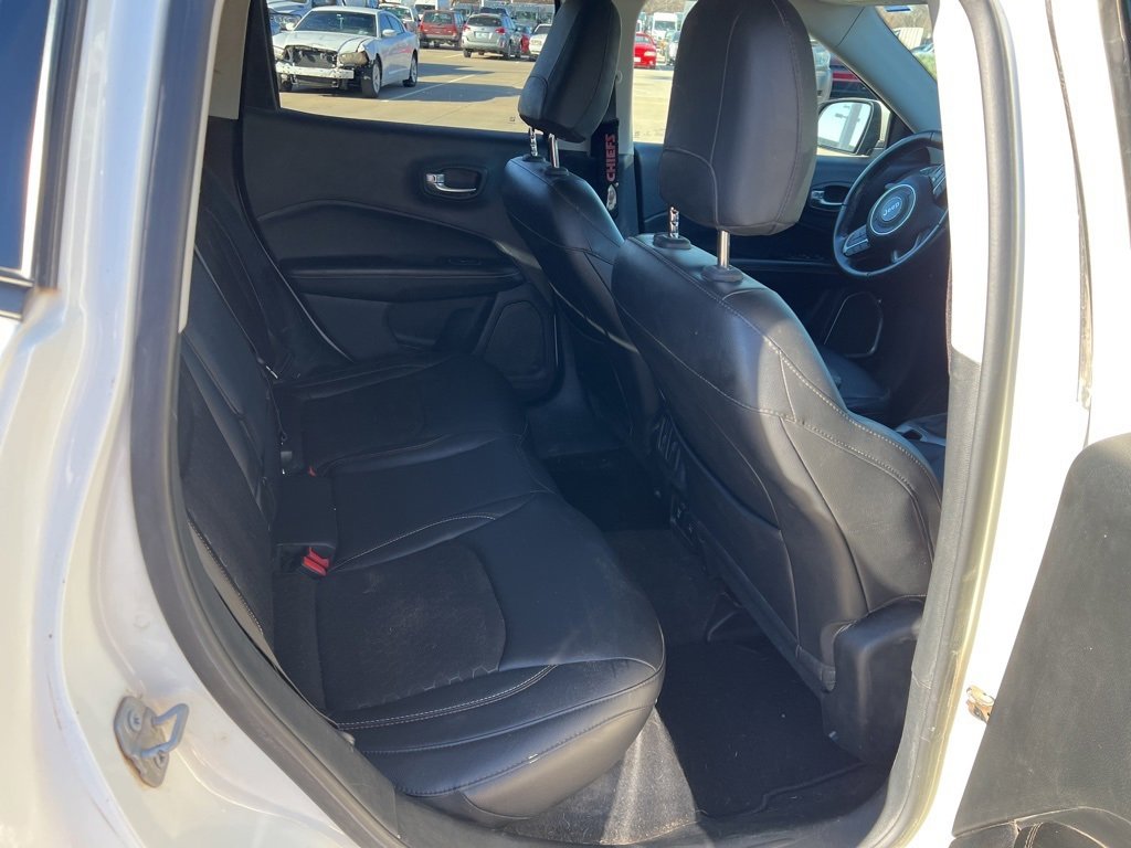 Used 2018 Jeep Compass Latitude w/ Popular Equipment Group image 8