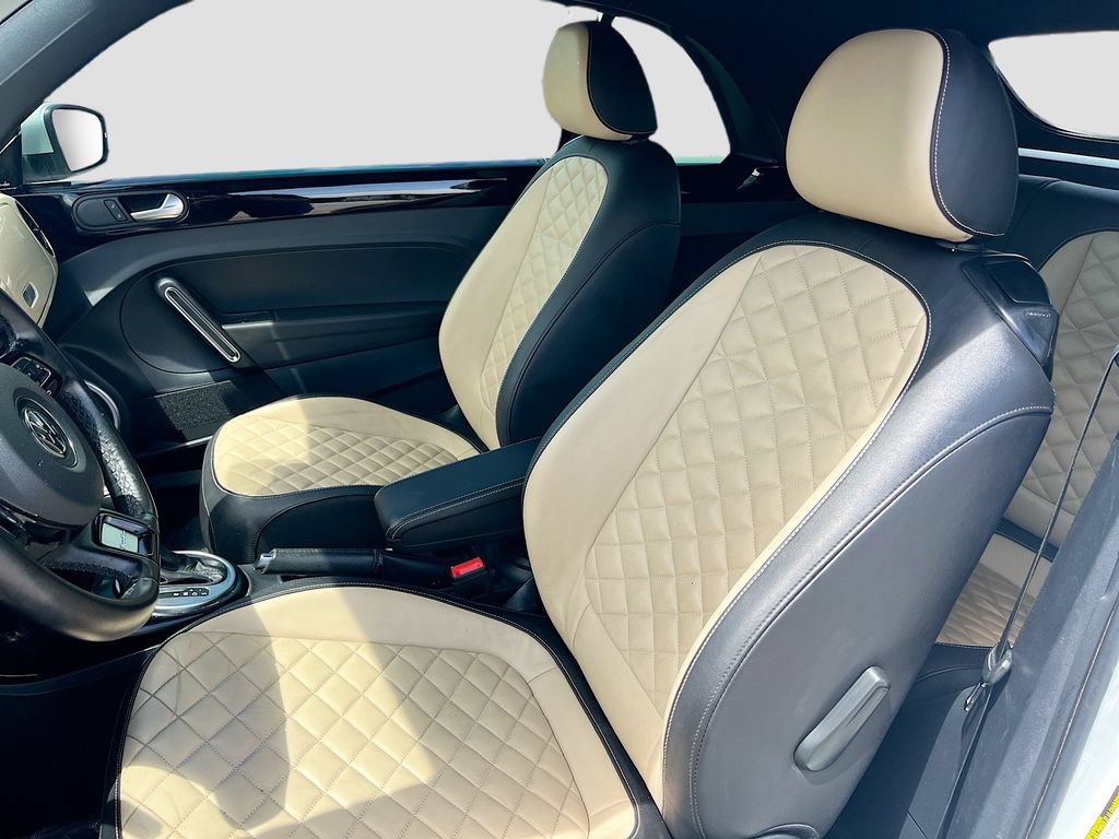 Used 2019 Volkswagen Beetle 2.0T Final Edition SEL FWD image 22
