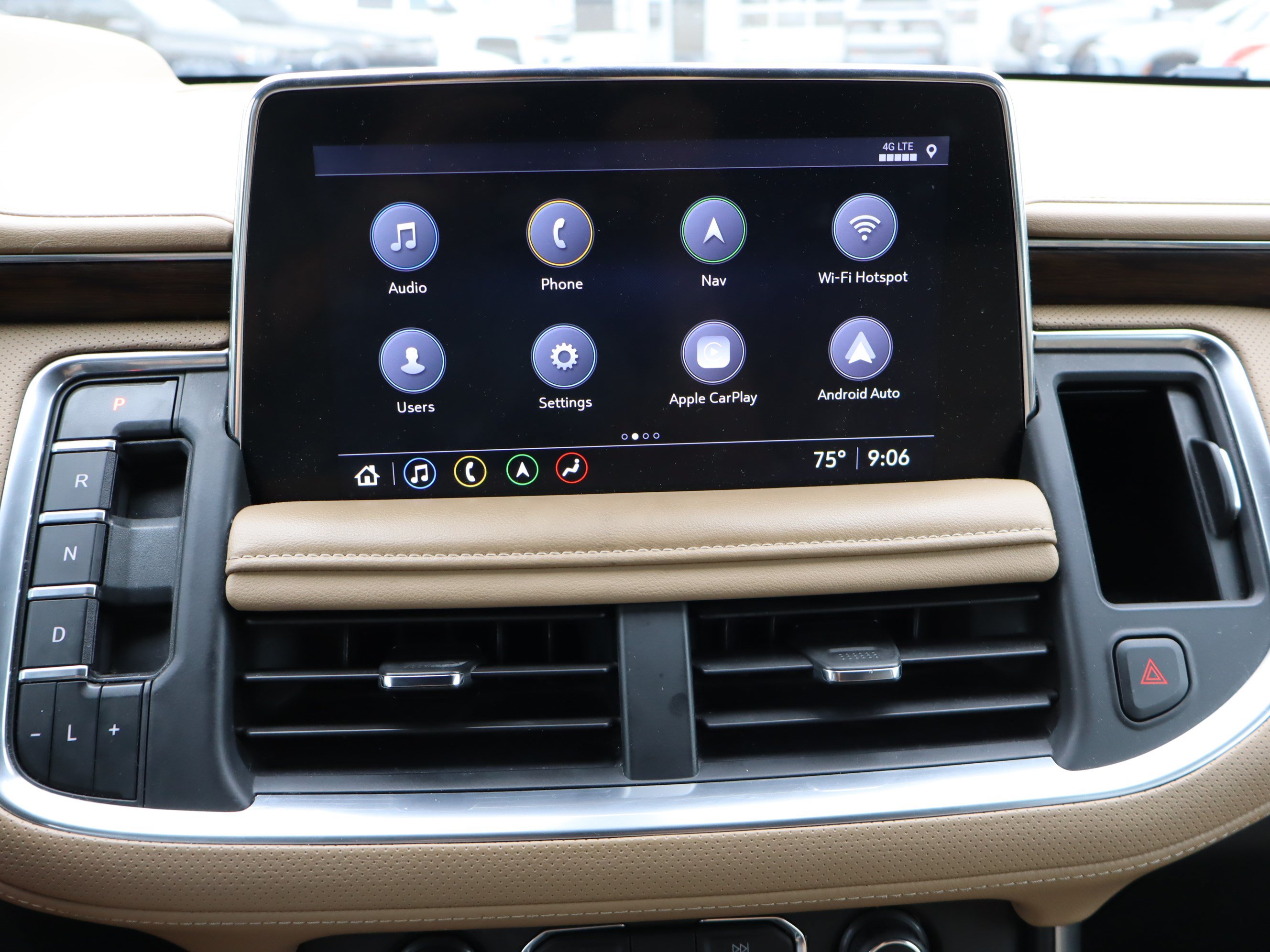 Used 2021 Chevrolet Tahoe Premier w/ Premium Package RWD image 27