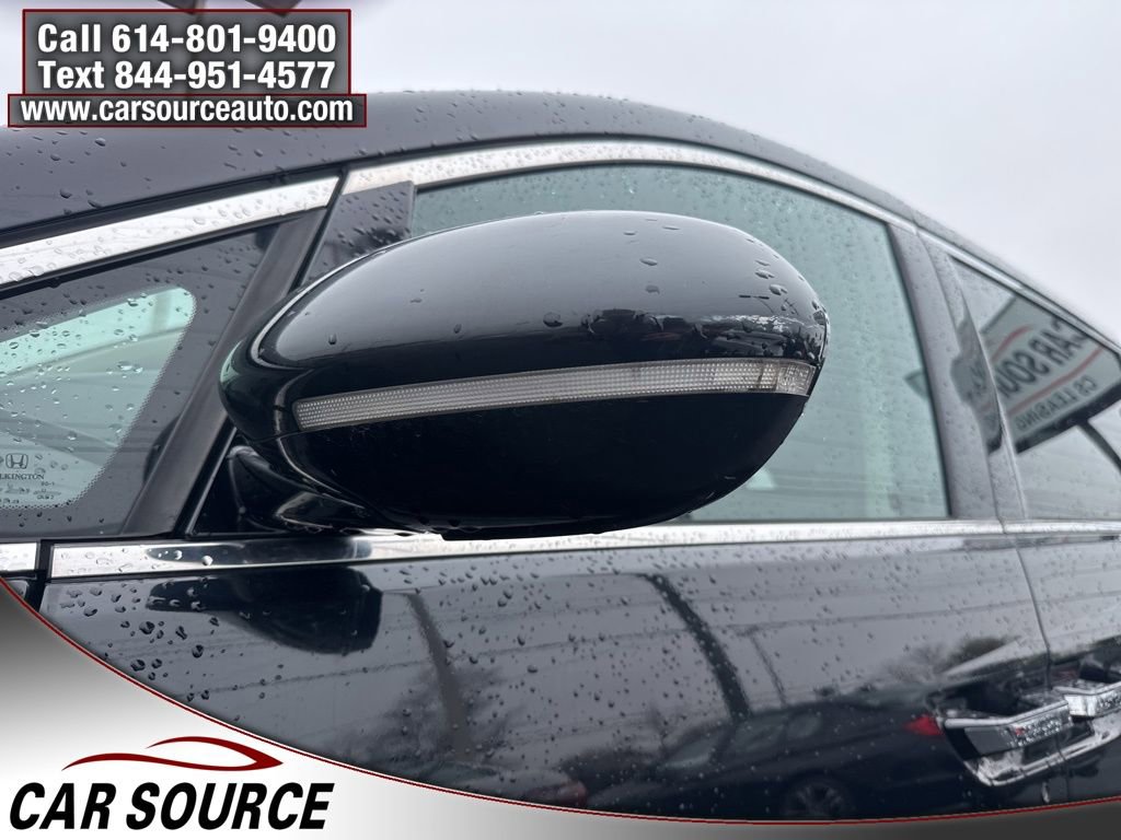 Used 2017 Honda Odyssey Touring Elite image 4