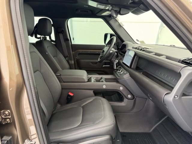 Used 2025 Land Rover Defender 110 S AWD/4WD image 22