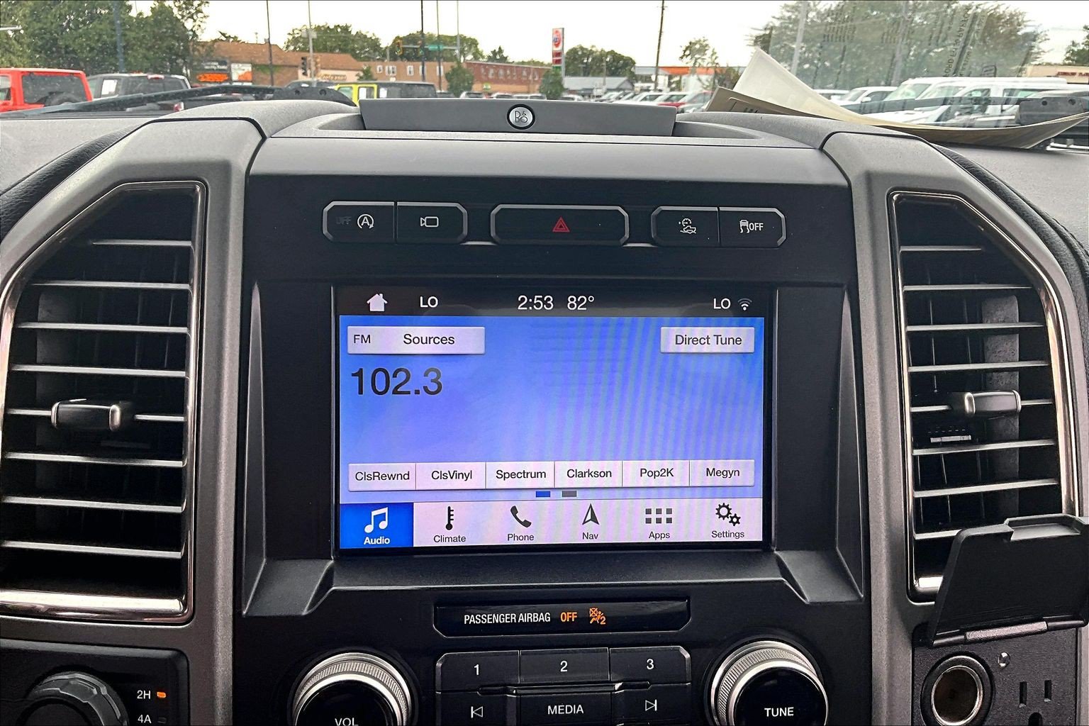 Used 2019 Ford F150 Raptor w/ Equipment Group 802A Luxury AWD/4WD image 33
