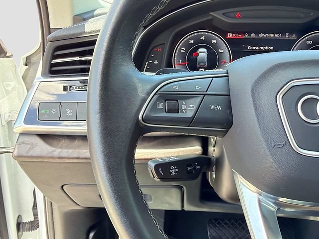 Used 2025 Audi Q7 2.0T Premium w/ Convenience Package AWD/4WD image 34