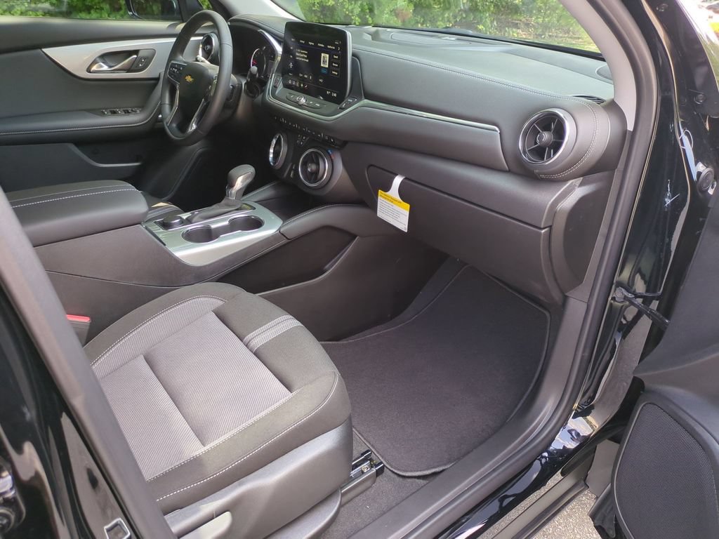 New 2026 Chevrolet Blazer LT FWD image 35