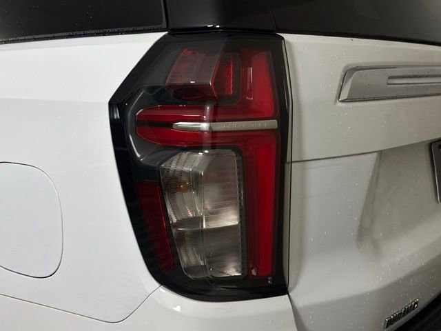 Used 2024 Chevrolet Tahoe LT w/ Luxury Package RWD image 17
