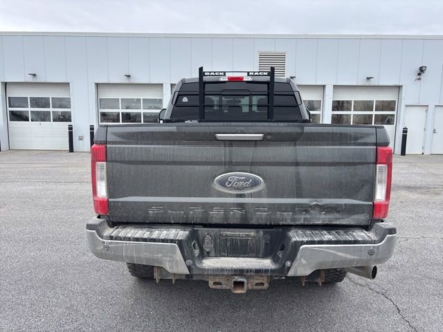 Used 2017 Ford F250 Lariat w/ Chrome Package image 3