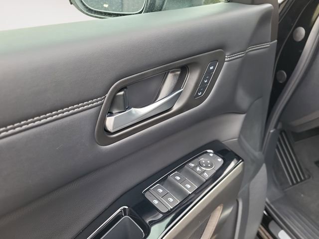 New 2025 Nissan Pathfinder Platinum image 11