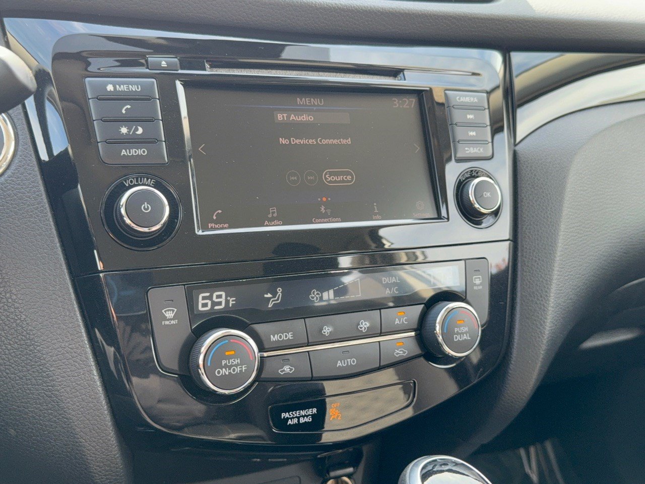 Used 2019 Nissan Rogue Sport SV FWD image 22