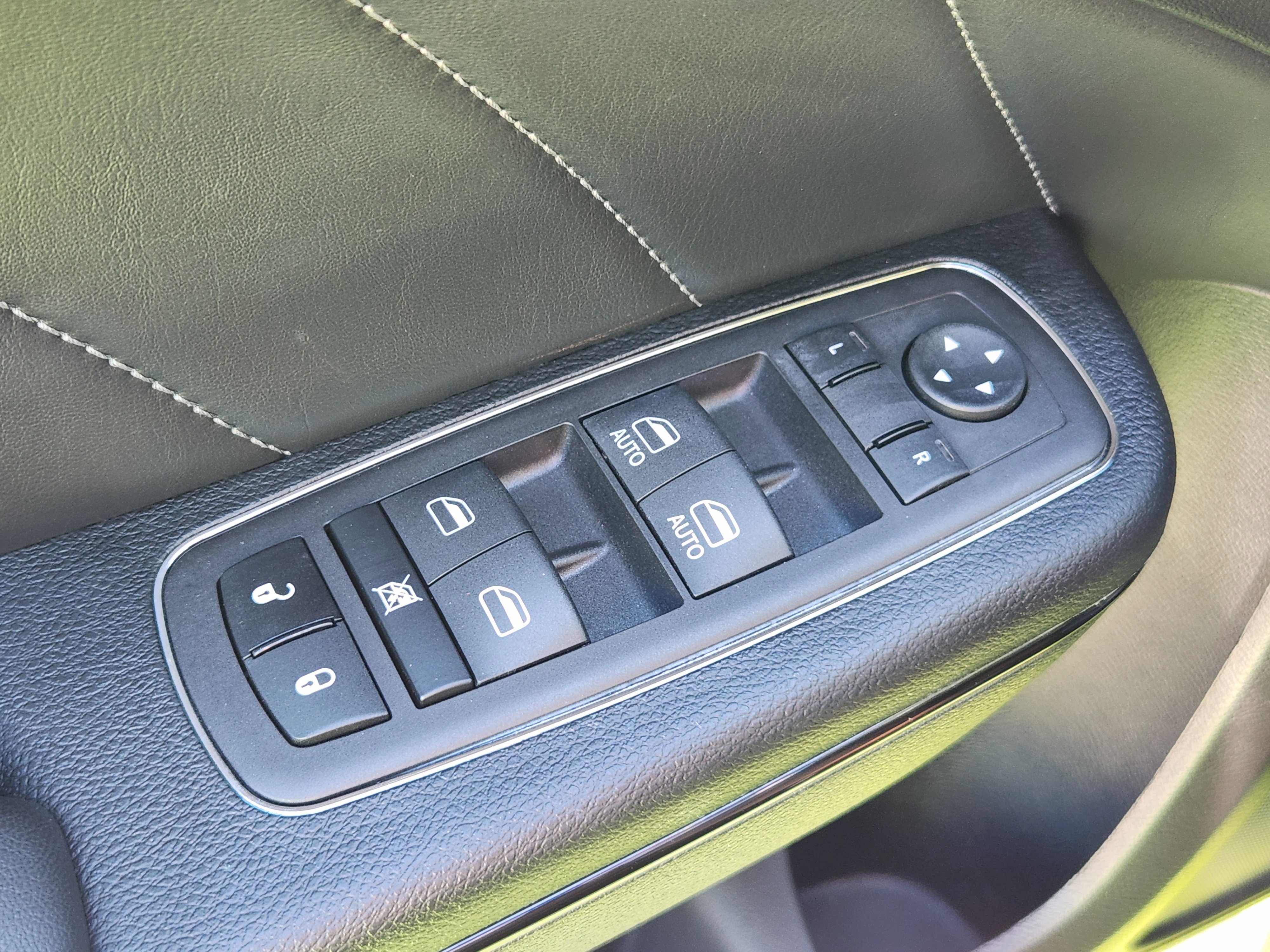 Used 2023 Dodge Charger Scat Pack w/ Daytona Edition Group image 22