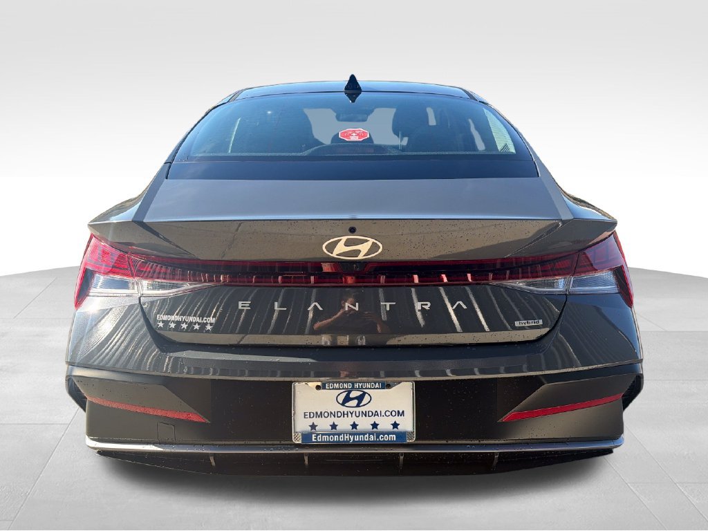 New 2026 Hyundai Elantra Limited FWD image 5