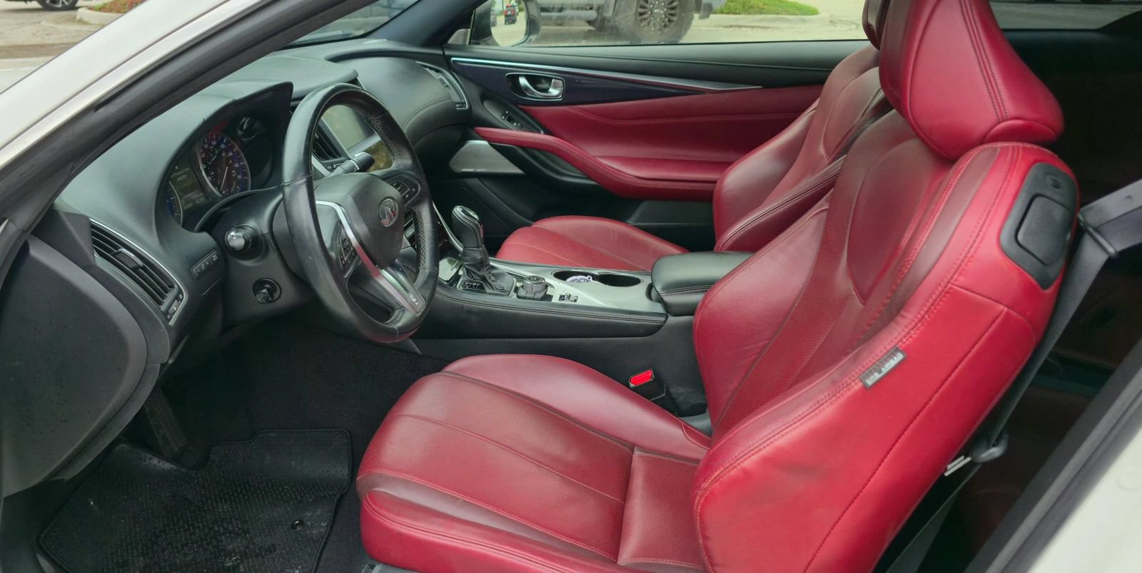 Used 2017 INFINITI Q60 3.0t w/ Premium Plus Package 3.0T RWD image 8