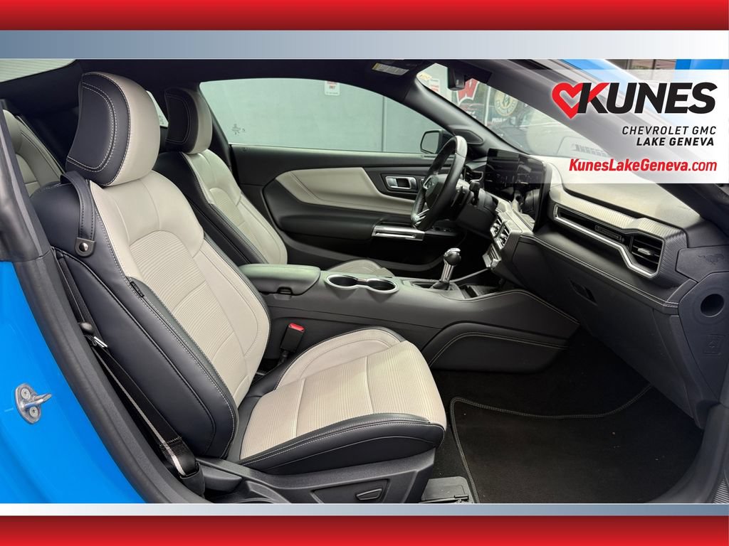 Used 2024 Ford Mustang GT Premium RWD image 33