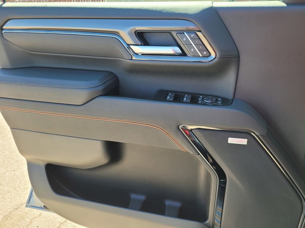 New 2026 GMC Sierra 2500 AT4 w/ AT4 Premium Plus Package AWD/4WD image 28