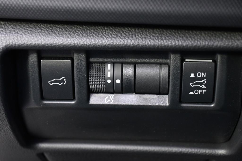 Used 2025 Subaru Forester Limited w/ Popular Package #1 AWD/4WD image 24