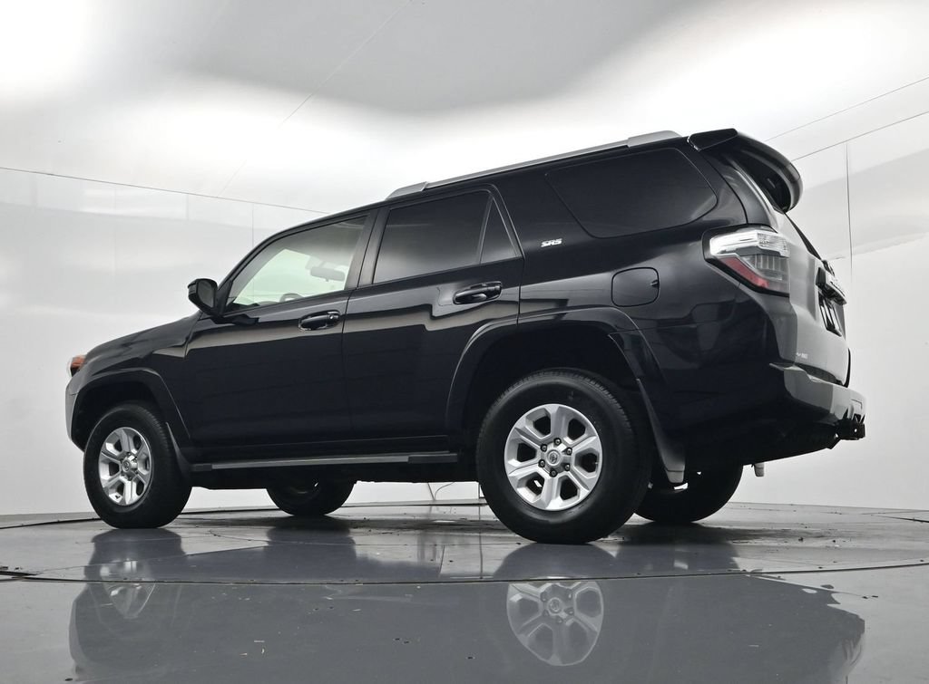 Used 2016 Toyota 4Runner SR5 AWD/4WD image 42