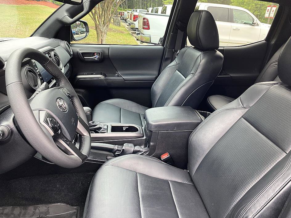 Certified 2023 Toyota Tacoma TRD Off-Road w/ TRD Premium Off Road Package AWD/4WD image 11